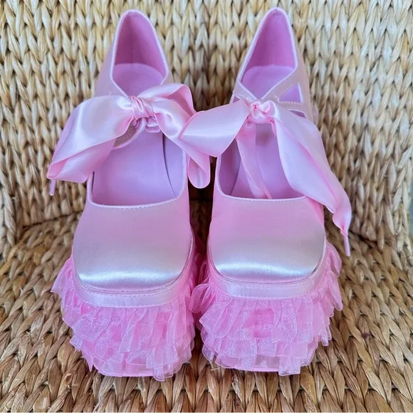 New in box Dolls Kill x SugarThrillz Pink Satin Ruffle Platform Heels - Picture 3 of 10
